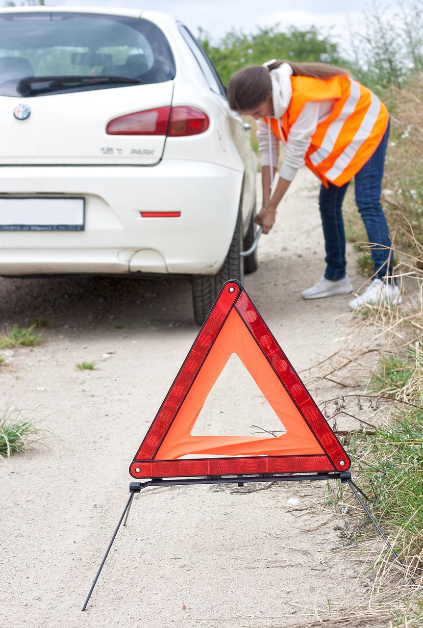 car accident, bike, tire, car wallpapers, tires, car, damage to the, danger, safety, a car wreck, automobile, accident, insurance, vest, reflective, triangle, warning, dangerously, repair, sign, notice, attention, defect